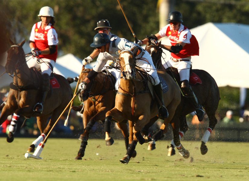 losmachitococacolapolomagazine 1