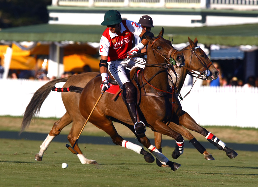 losmachitococacolapolomagazine 5